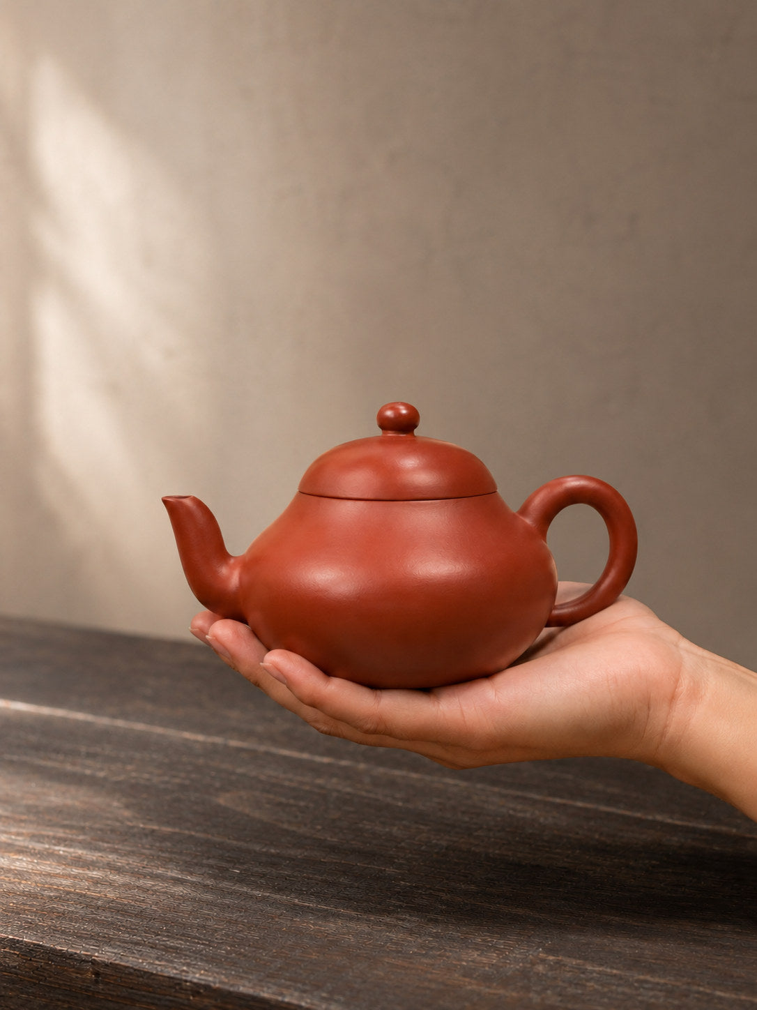 Handmade Aili Yixing Zisha Teapot – Dahongpao Clay, 150ml