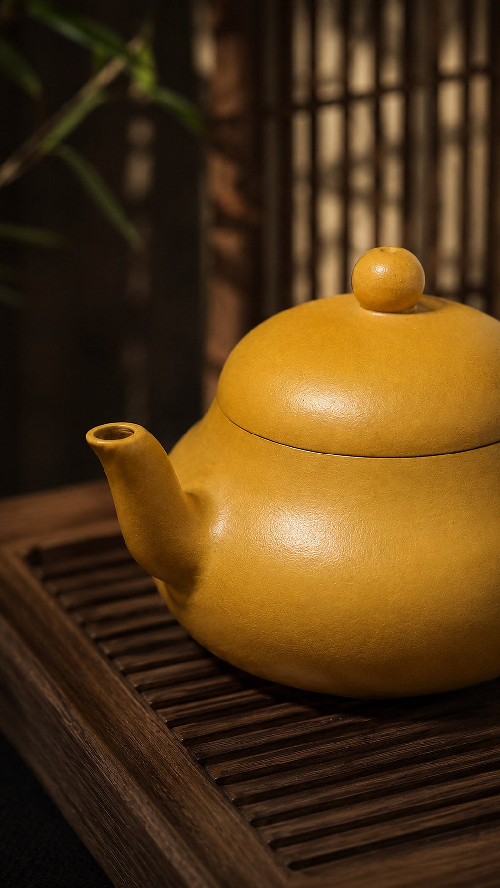 Aili Yixing Zisha Teapot – Golden Zhuni Clay, 100ml