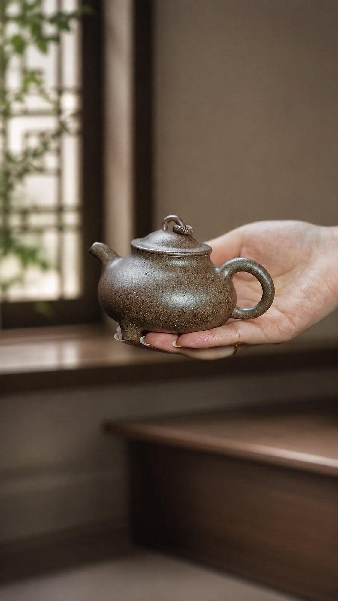 Handmade Artisan Design Yixing Zisha Teapot – Aged Zini Clay, 150ml