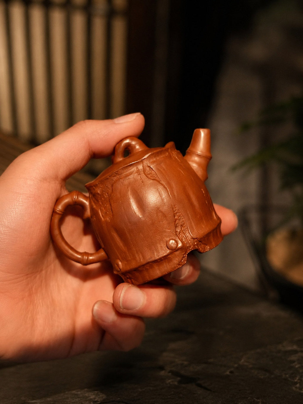 Handmade Artisan Design Yixing Zisha Teapot – Dicaoqing Zini Clay, 100ml