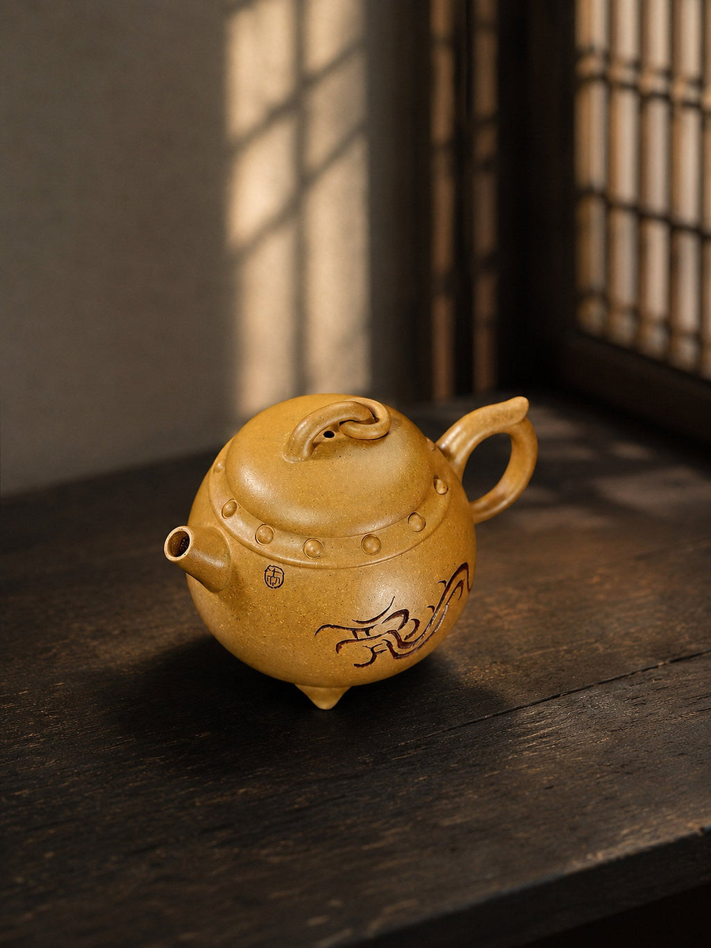 Handmade Artisan Design Yixing Zisha Teapot – Golden Duanni Clay, 130ml