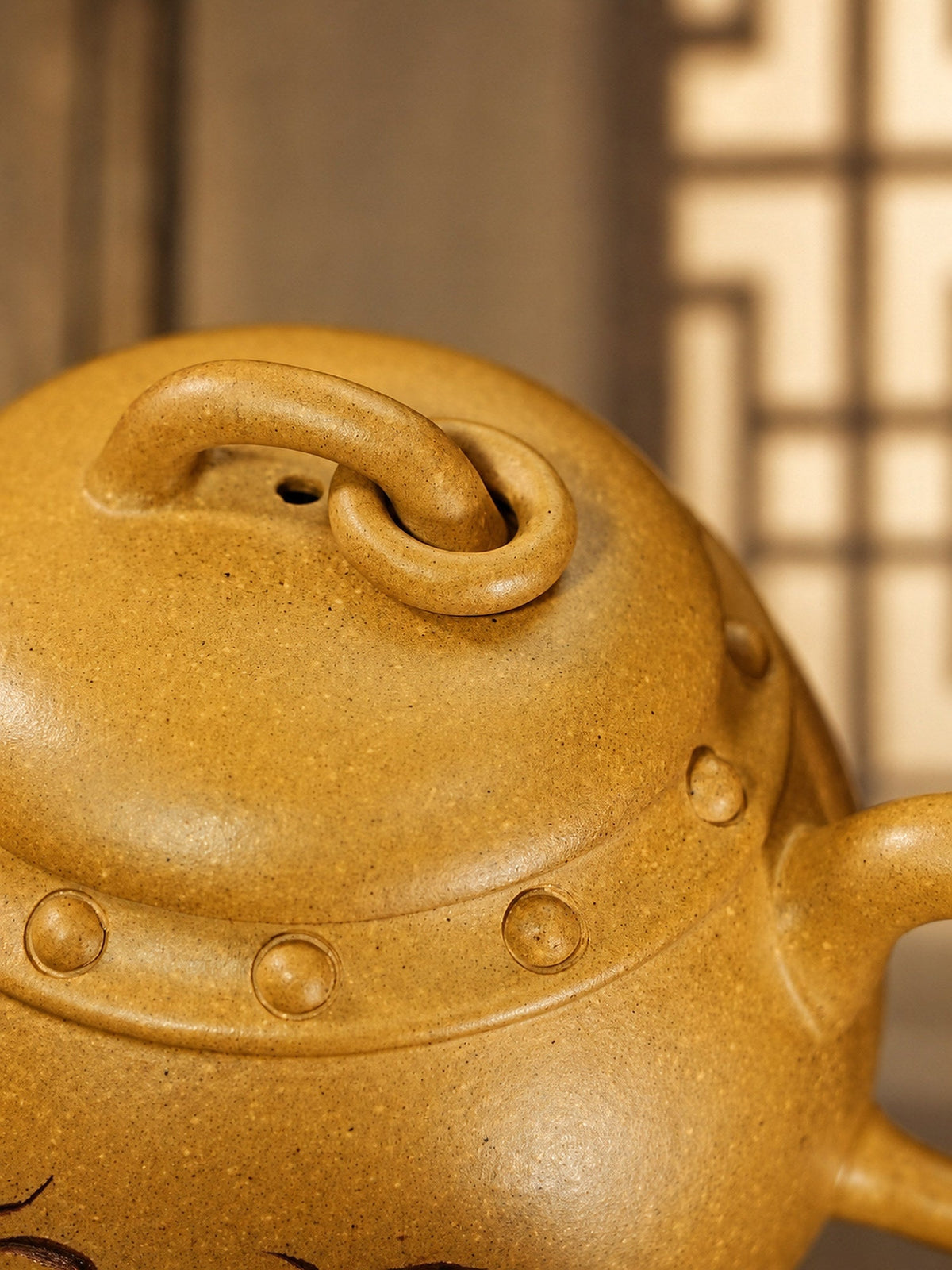Handmade Artisan Design Yixing Zisha Teapot – Golden Duanni Clay, 130ml