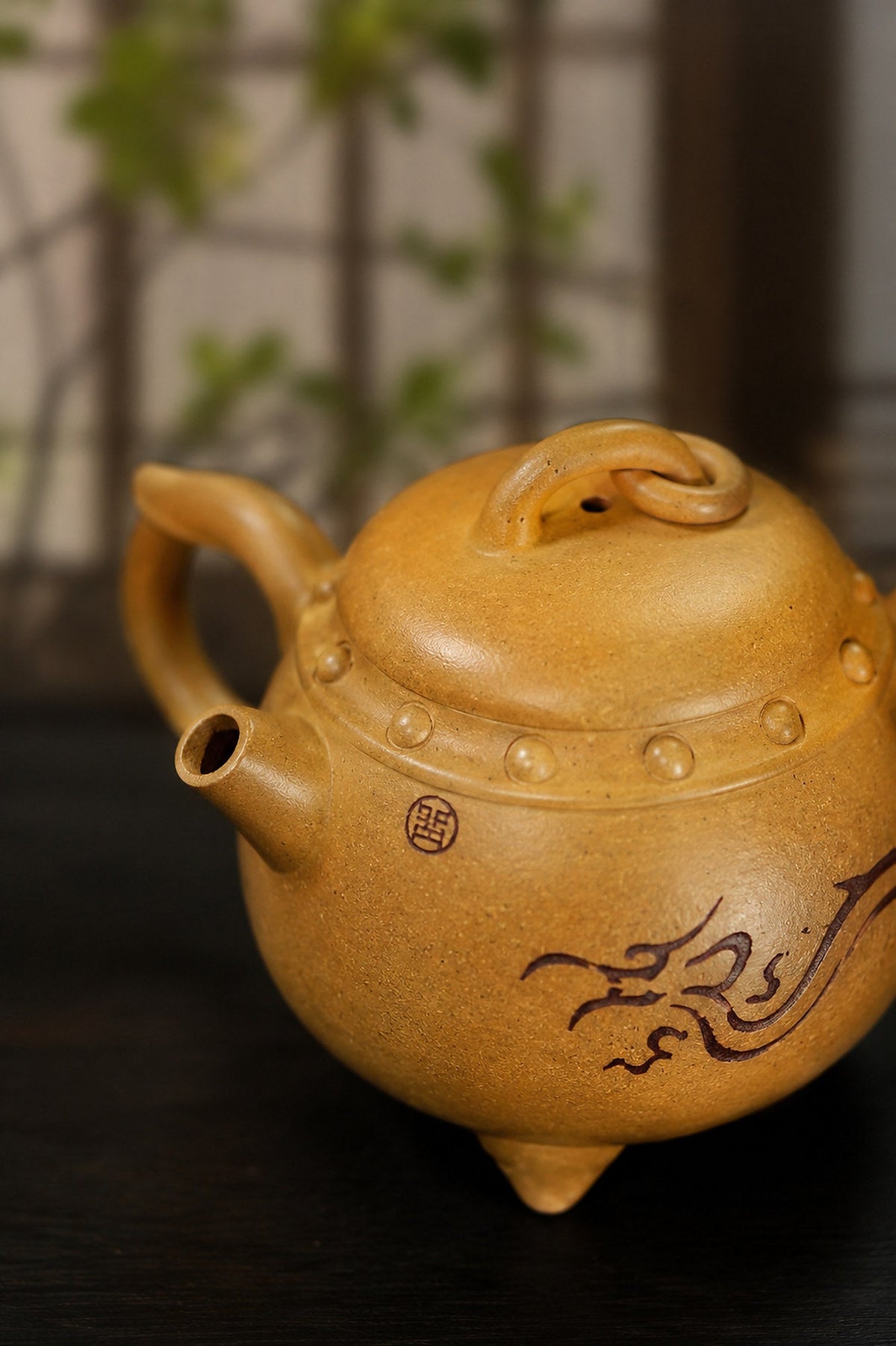 Handmade Artisan Design Yixing Zisha Teapot – Golden Duanni Clay, 130ml