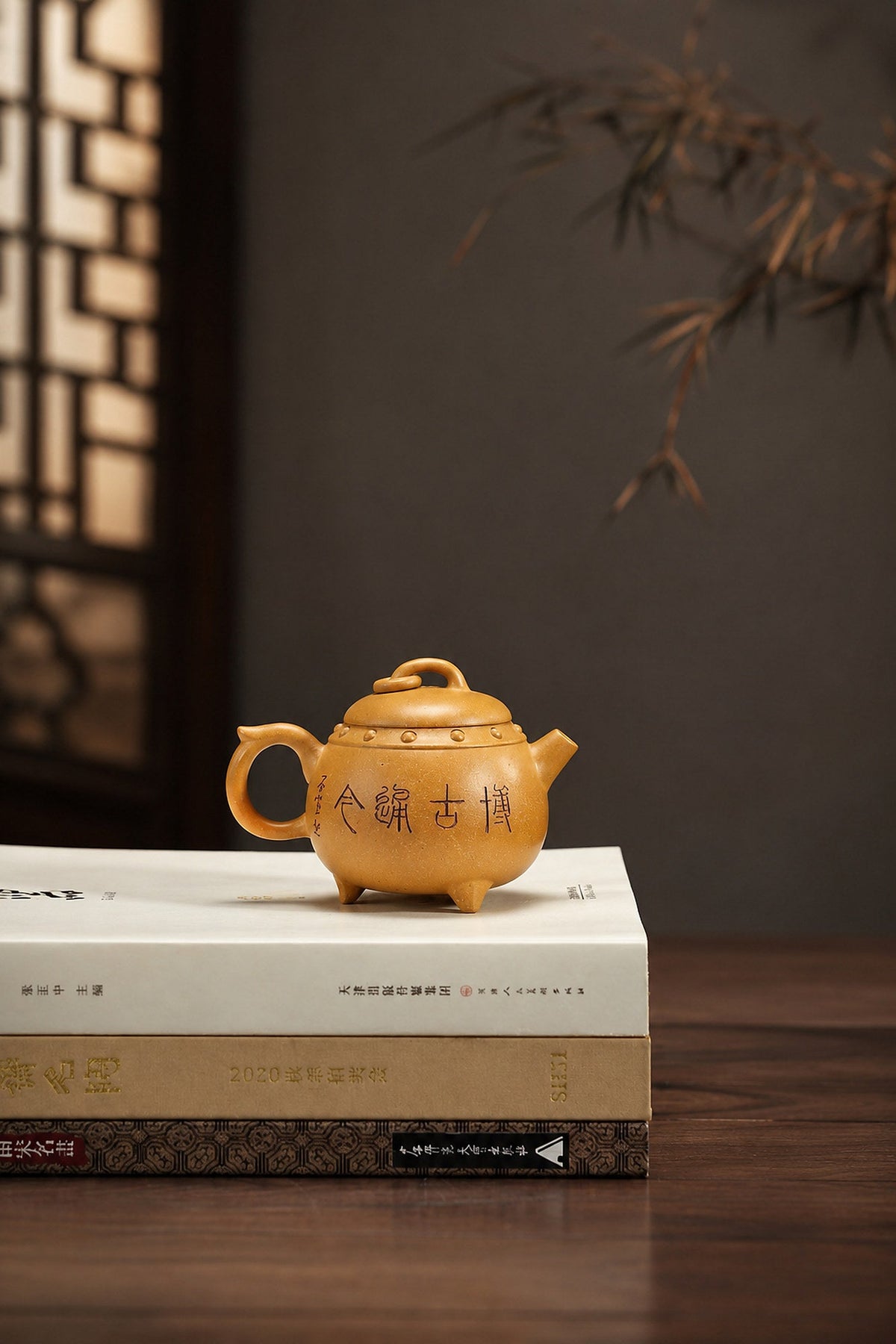 Handmade Artisan Design Yixing Zisha Teapot – Golden Duanni Clay, 130ml