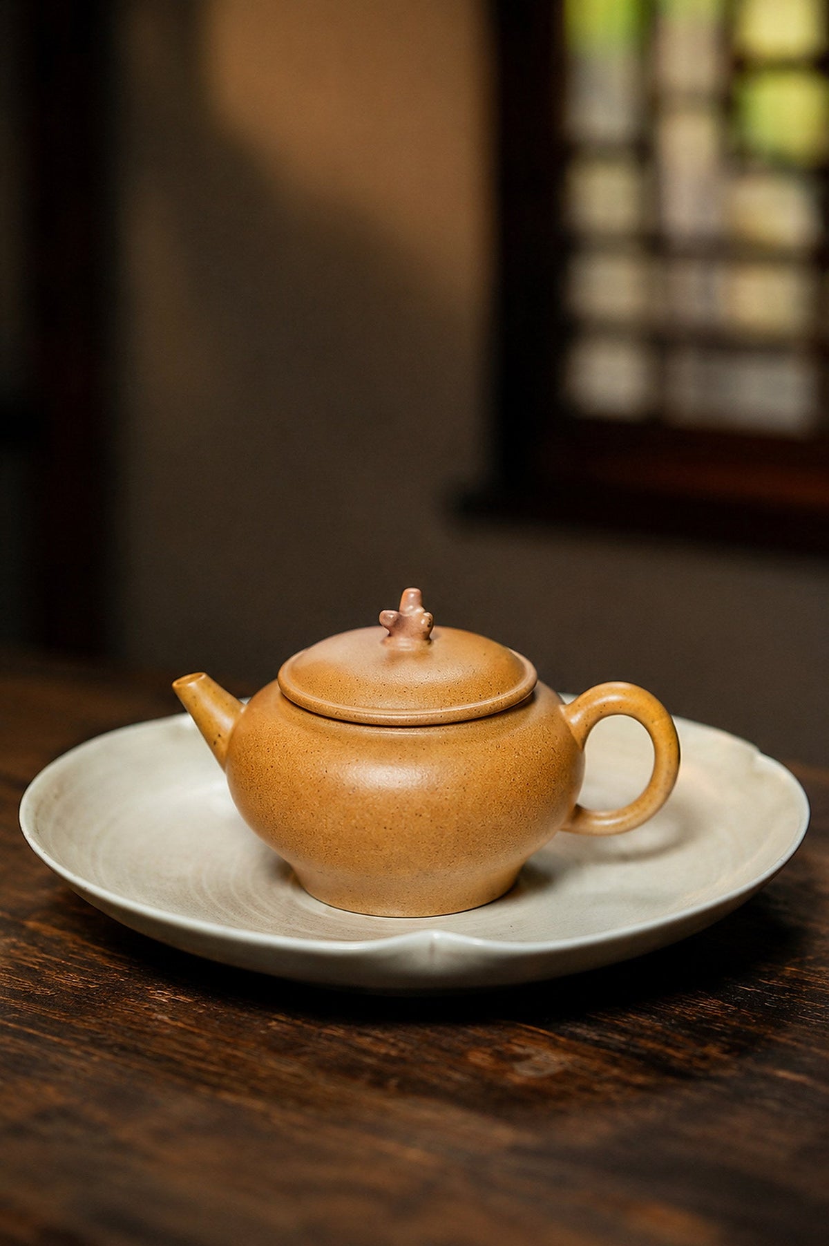 Handmade Artisan Design Yixing Zisha Teapot – Golden Duanni Clay, 85ml