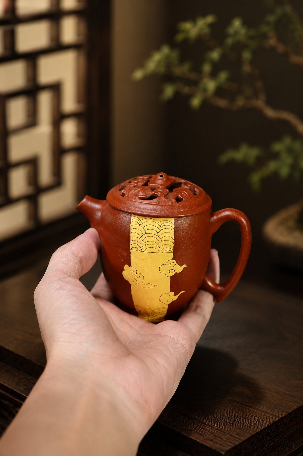Handmade Artisan Design Yixing Zisha Teapot – Jiangponi Clay, 180ml