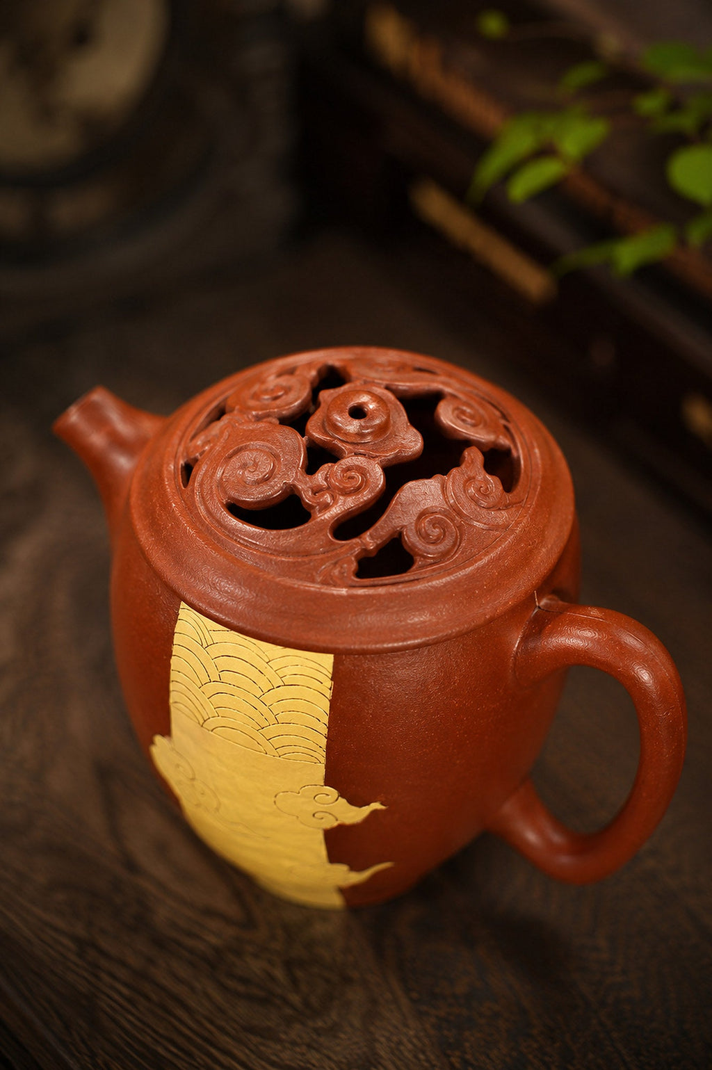 Handmade Artisan Design Yixing Zisha Teapot – Jiangponi Clay, 180ml