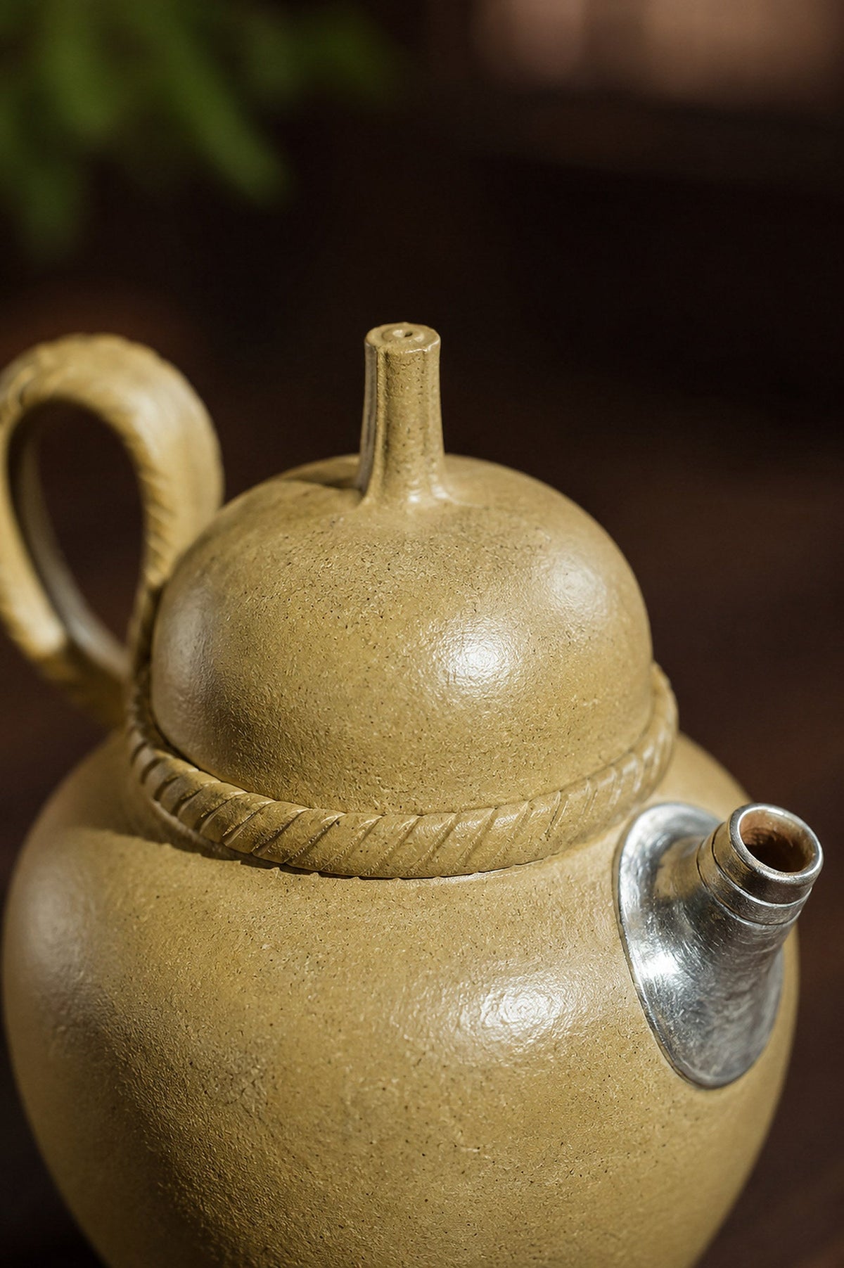 Artisan Design Yixing Zisha Teapot – Lipi Duanni Clay, 100ml
