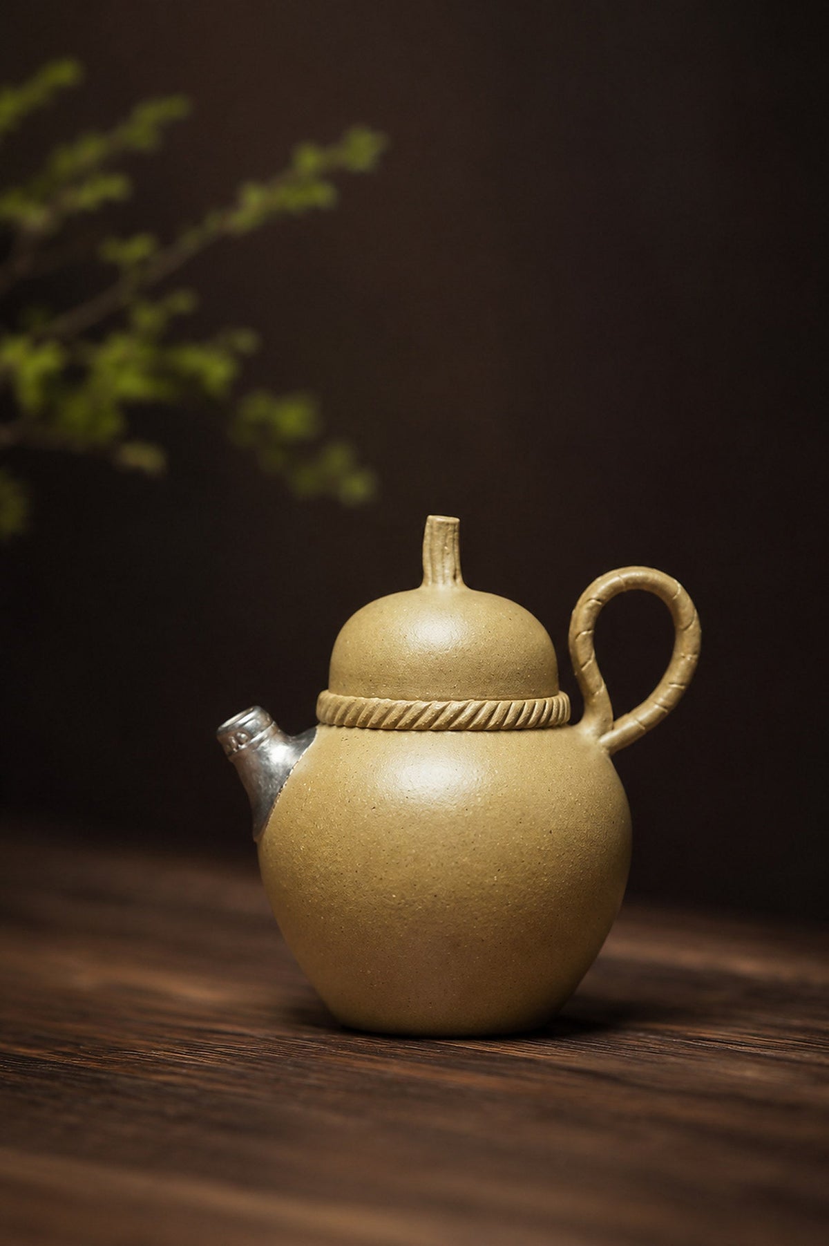 Artisan Design Yixing Zisha Teapot – Lipi Duanni Clay, 100ml