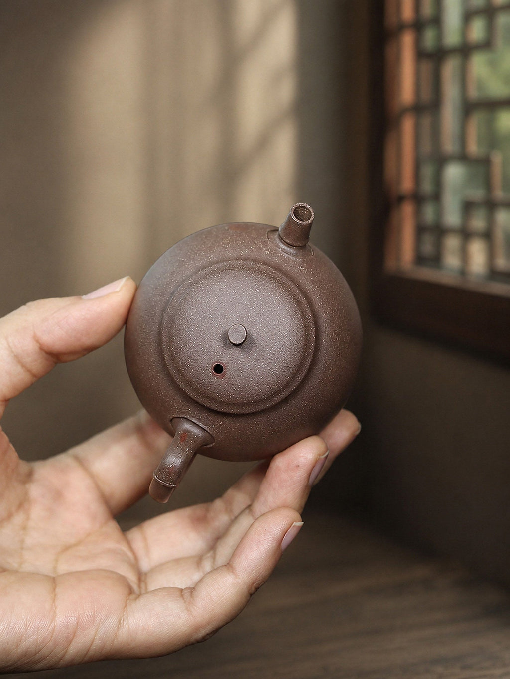 Handmade Artisan Design Yixing Zisha Teapot – Qinghui Duanni Clay, 110ml
