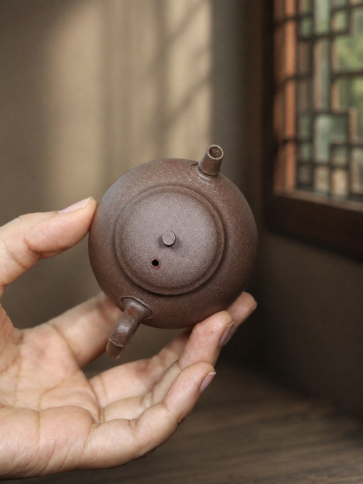 Handmade Artisan Design Yixing Zisha Teapot – Qinghui Duanni Clay, 110ml