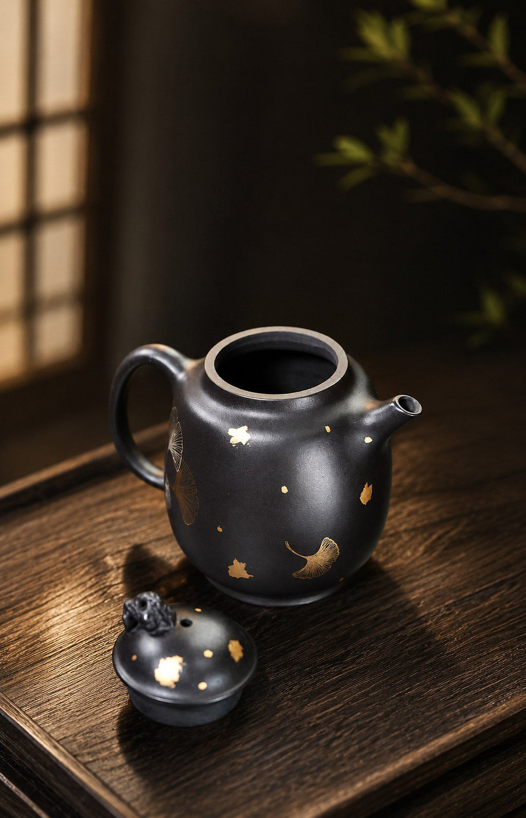 Artisan Design Yixing Zisha Teapot – Reduction-Fired Zhuni Clay, 180ml