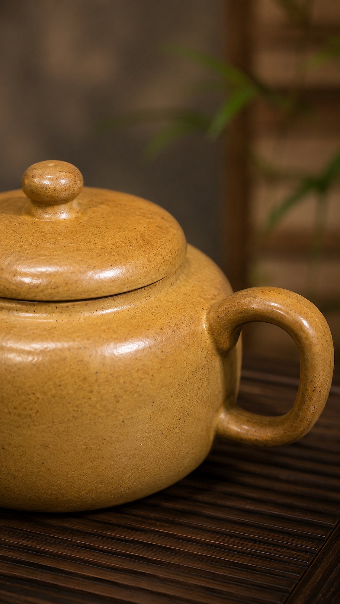 Dezhong Yixing Zisha Teapot – Benshan Luni Clay, 110ml