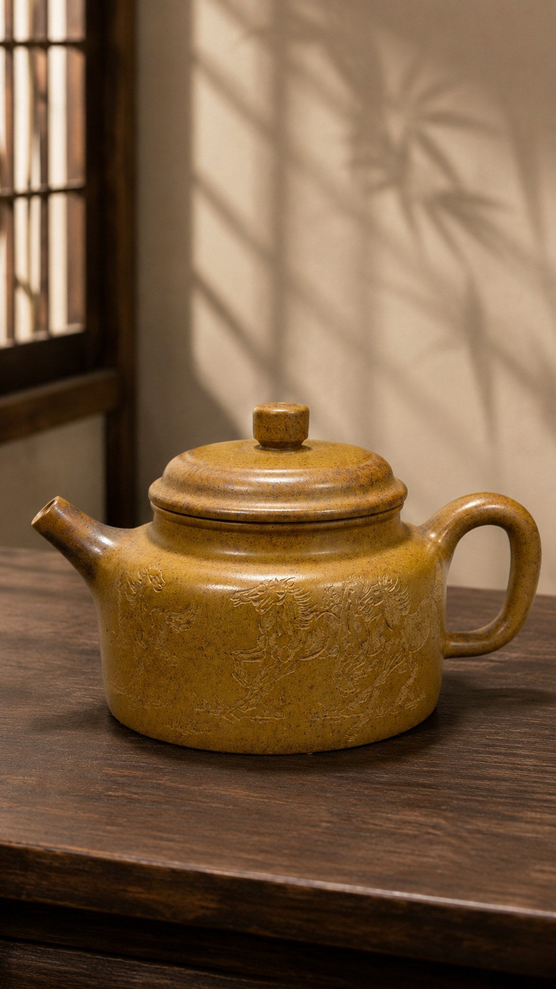 Dezhong Yixing Zisha Teapot – Golden Duanni Clay, 230ml