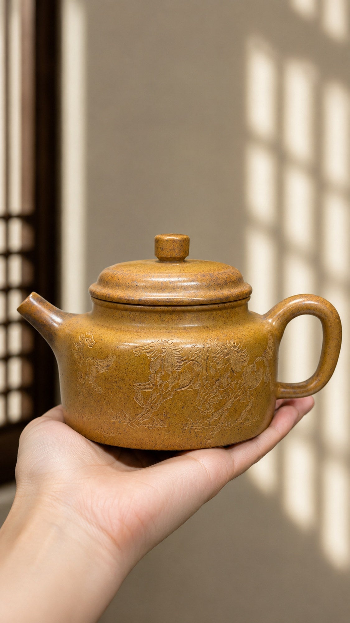 Dezhong Yixing Zisha Teapot – Golden Duanni Clay, 230ml