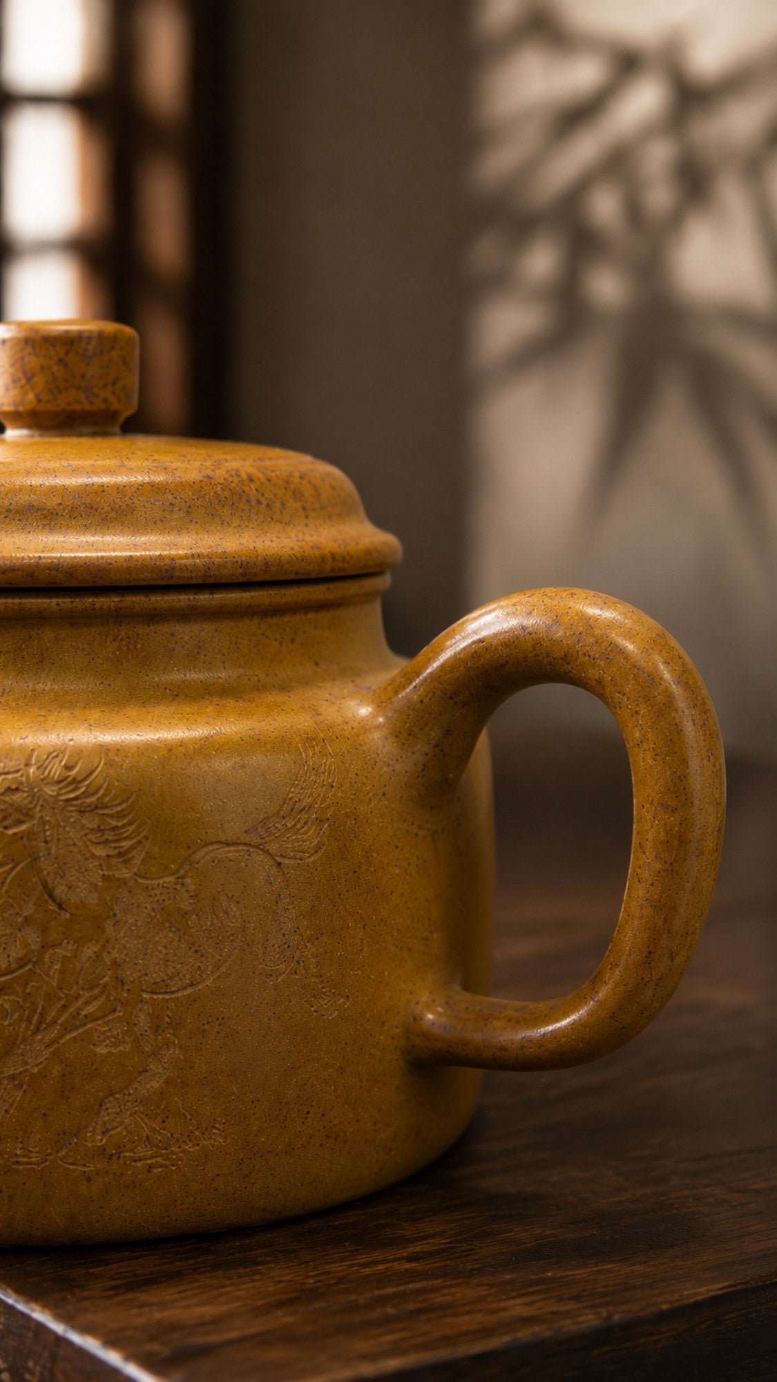 Dezhong Yixing Zisha Teapot – Golden Duanni Clay, 230ml