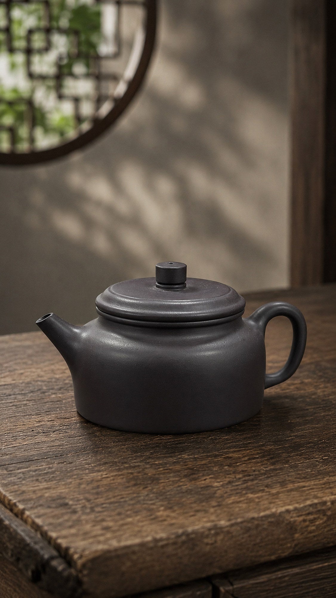 Handmade Dezhong Yixing Zisha Teapot – Hei Duntou Clay, 140ml
