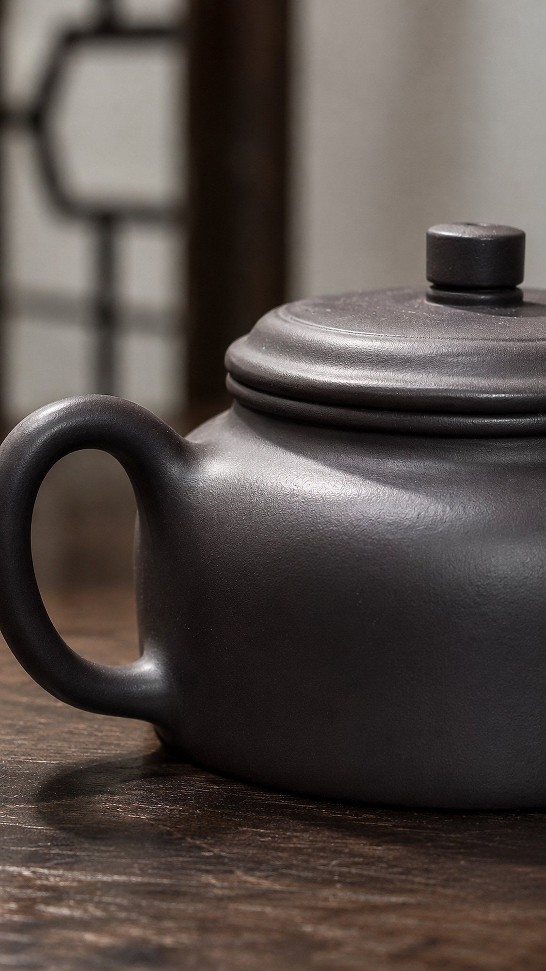 Handmade Dezhong Yixing Zisha Teapot – Hei Duntou Clay, 140ml