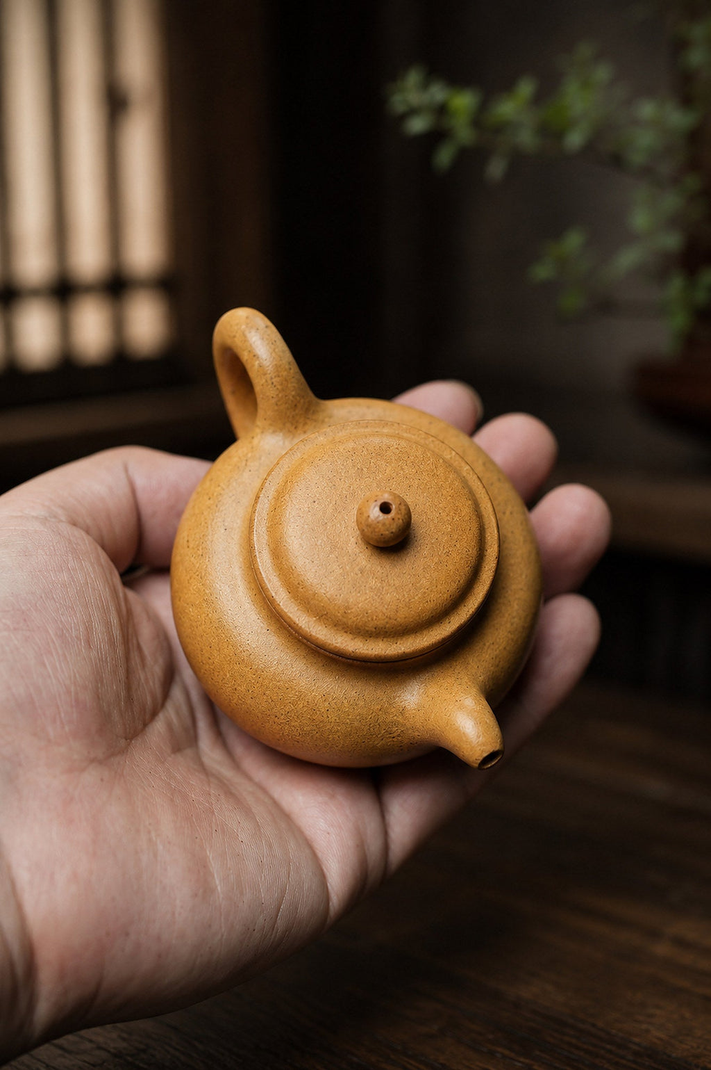 Handmade Duozhi Yixing Zisha Teapot – Golden Duanni Clay, 100ml