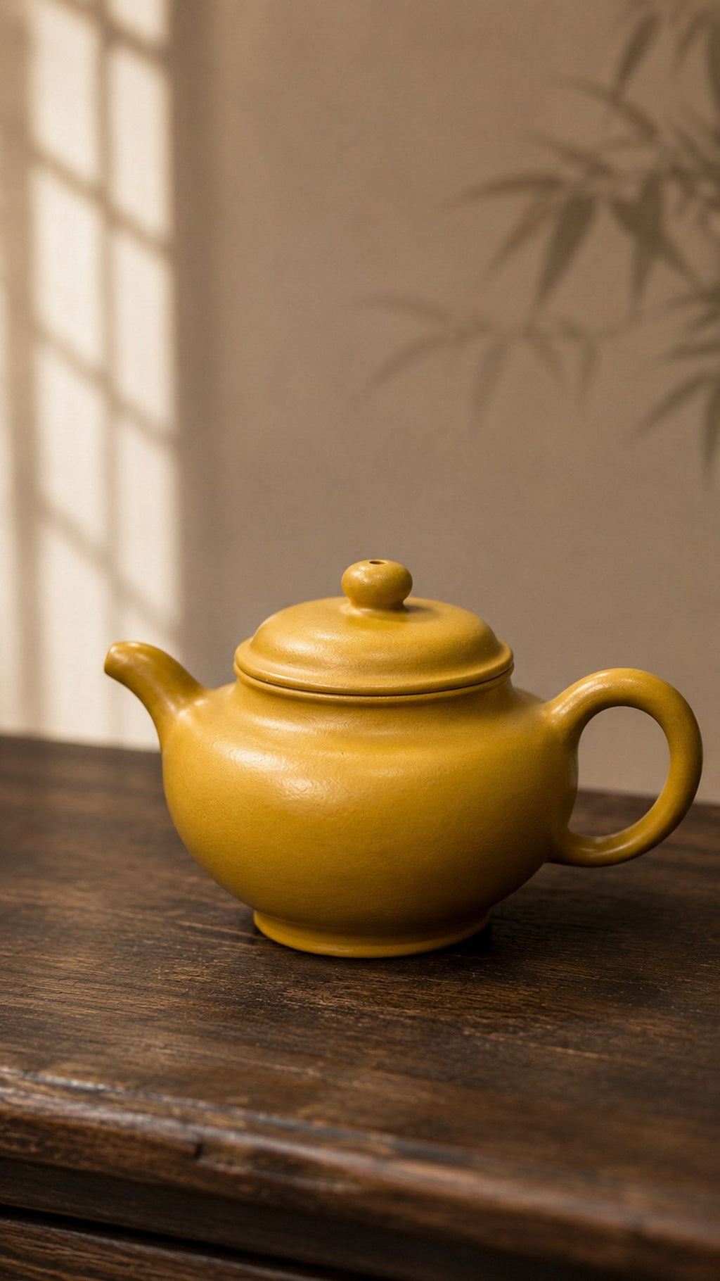 Handmade Duozhi Yixing Zisha Teapot – Golden Zhuni Clay, 180ml