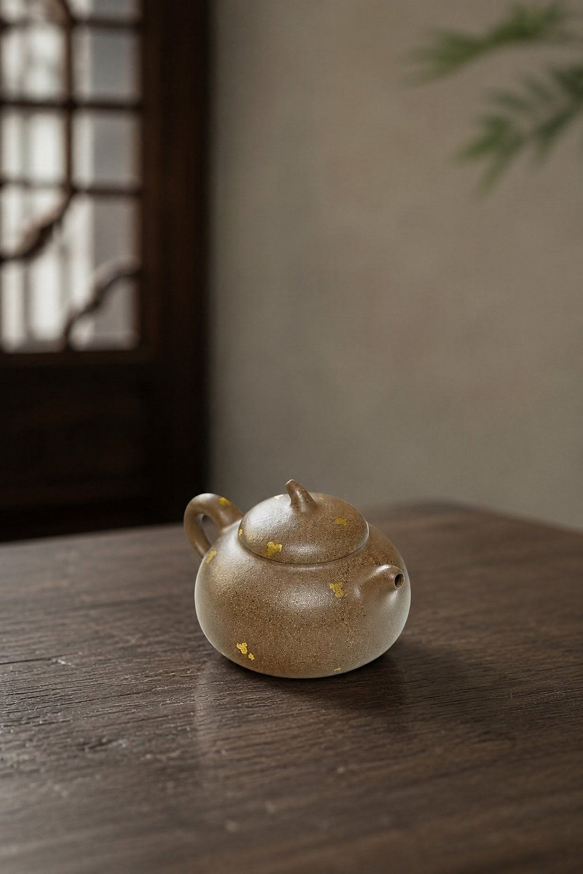 Eggplant Form Yixing Zisha Teapot – Qing Jiangponi Clay, 90ml