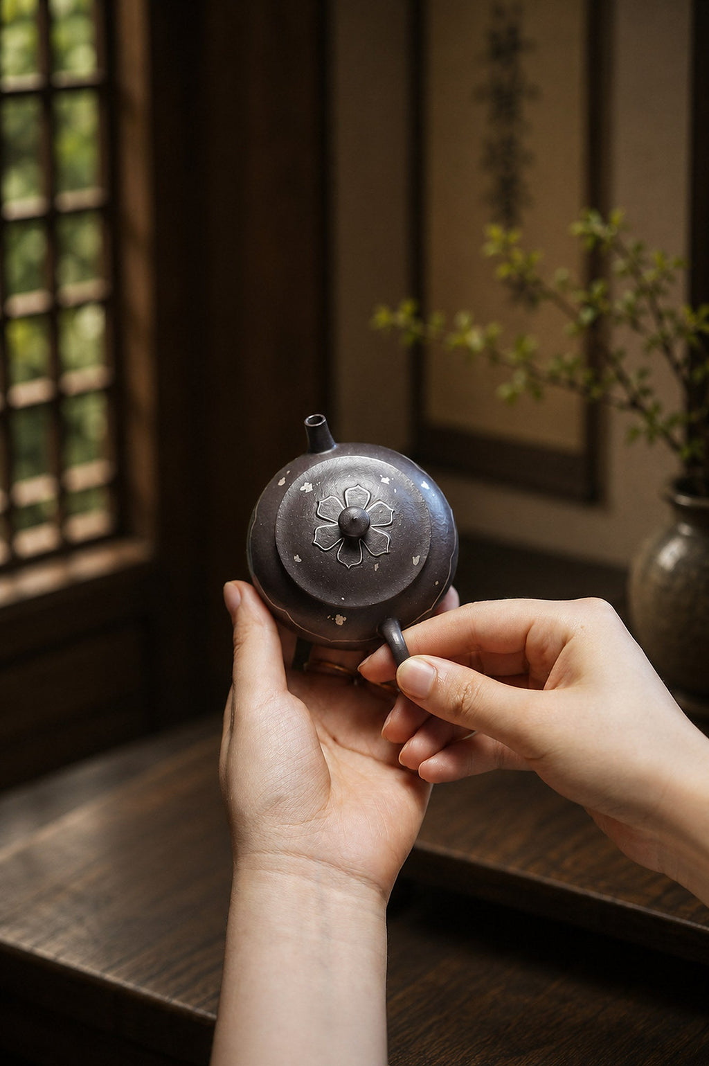 Handmade Fan Lian Wu Xiang Yixing Zisha Teapot – Tianqingni Clay, 100ml