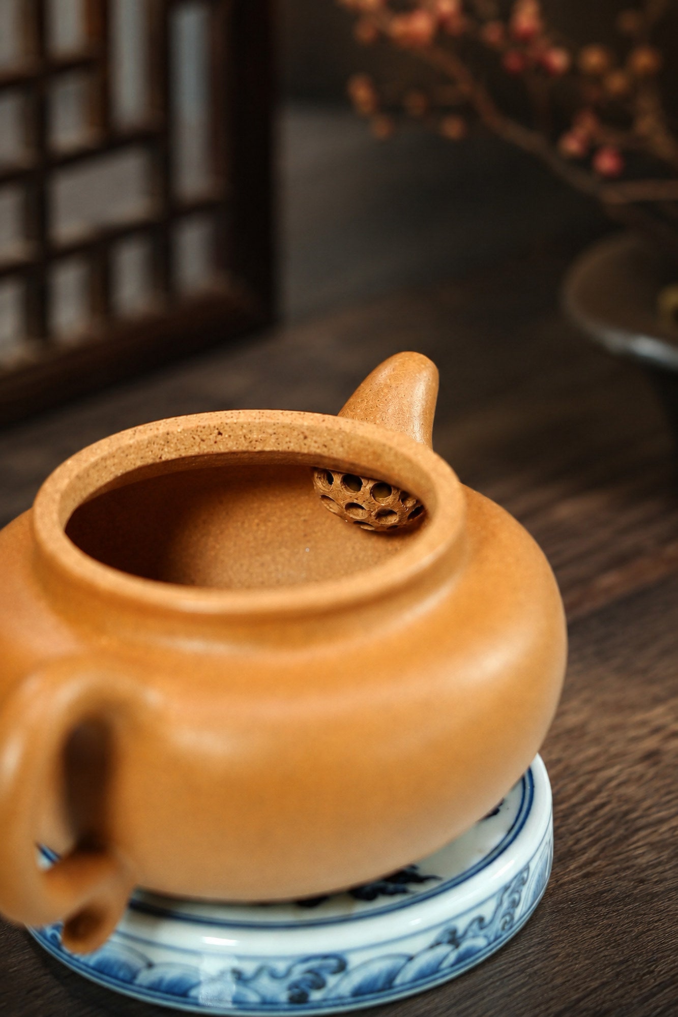 Handmade Fanggu Yixing Zisha Teapot – Golden Duanni Clay, 110ml