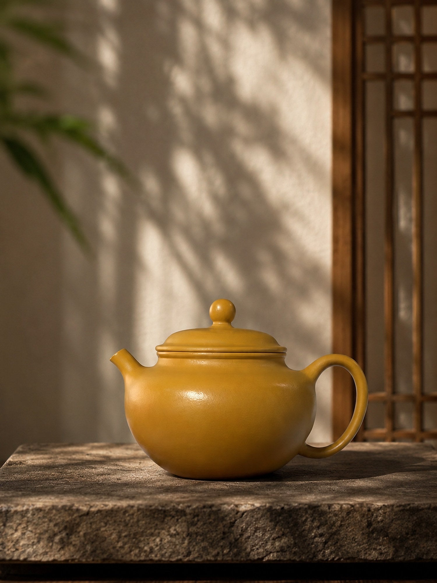 Gong Zhu Yixing Zisha Teapot – Golden Zhuni Clay, 100ml