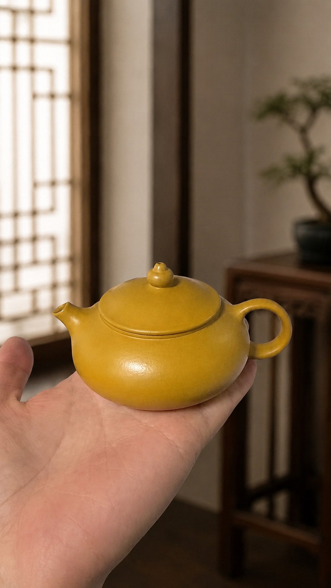 Han Jiang Yixing Zisha Teapot – Golden Zhuni Clay, 100ml