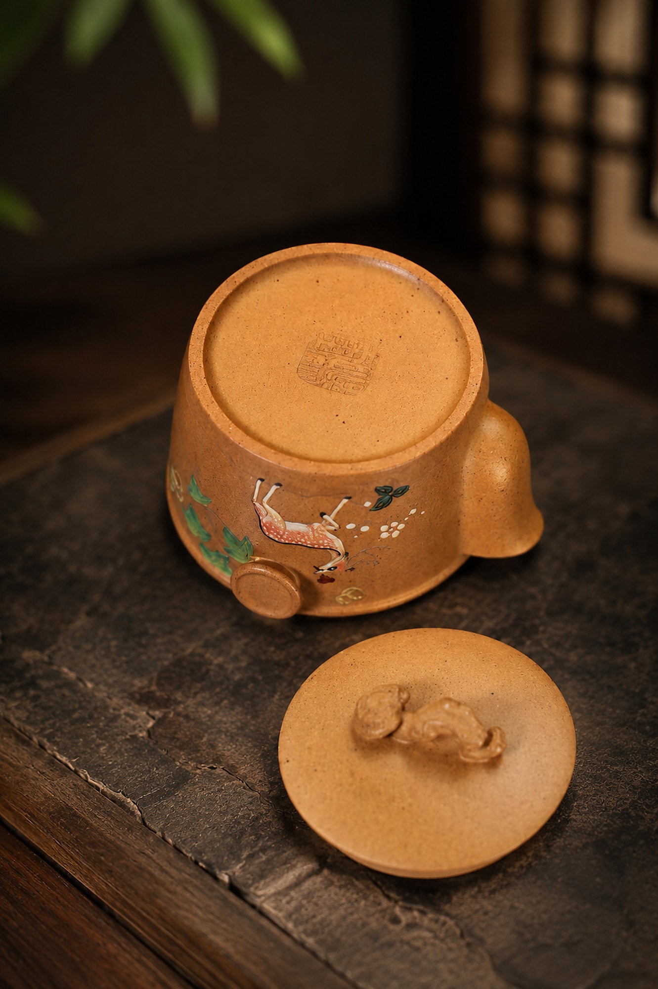 Hand-Grip Form Yixing Zisha Teapot – Duanni Clay, 140ml