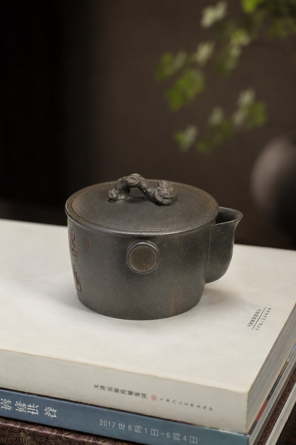 Hand-Grip Form Yixing Zisha Teapot – Golden Duanni Clay, 130ml