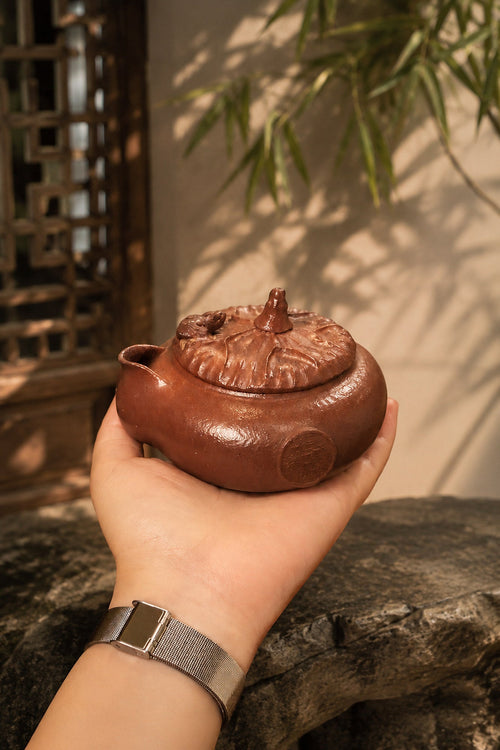 Hand-Grip Form Yixing Zisha Teapot – Jiangponi Clay, 140ml