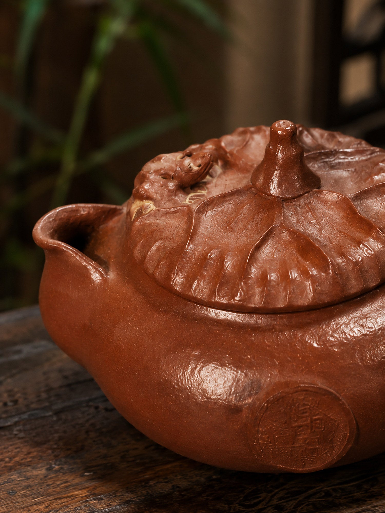 Hand-Grip Form Yixing Zisha Teapot – Jiangponi Clay, 140ml