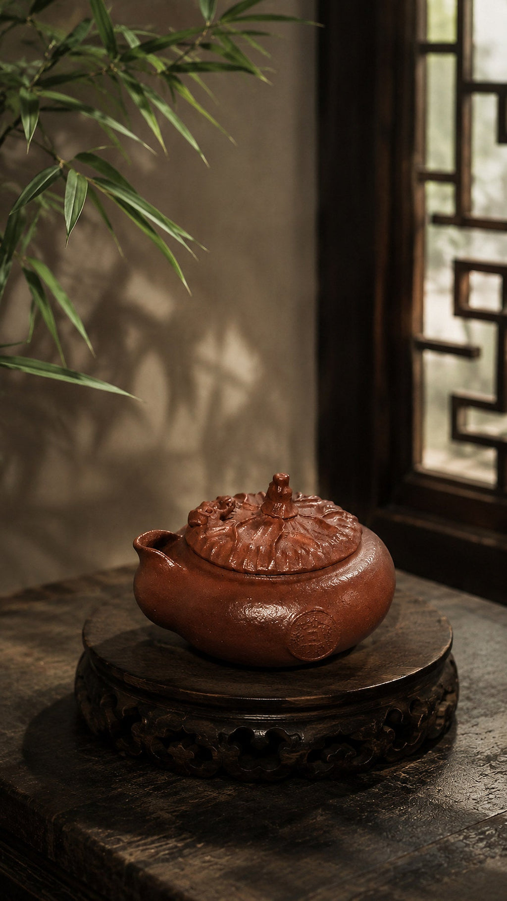Hand-Grip Form Yixing Zisha Teapot – Jiangponi Clay, 140ml
