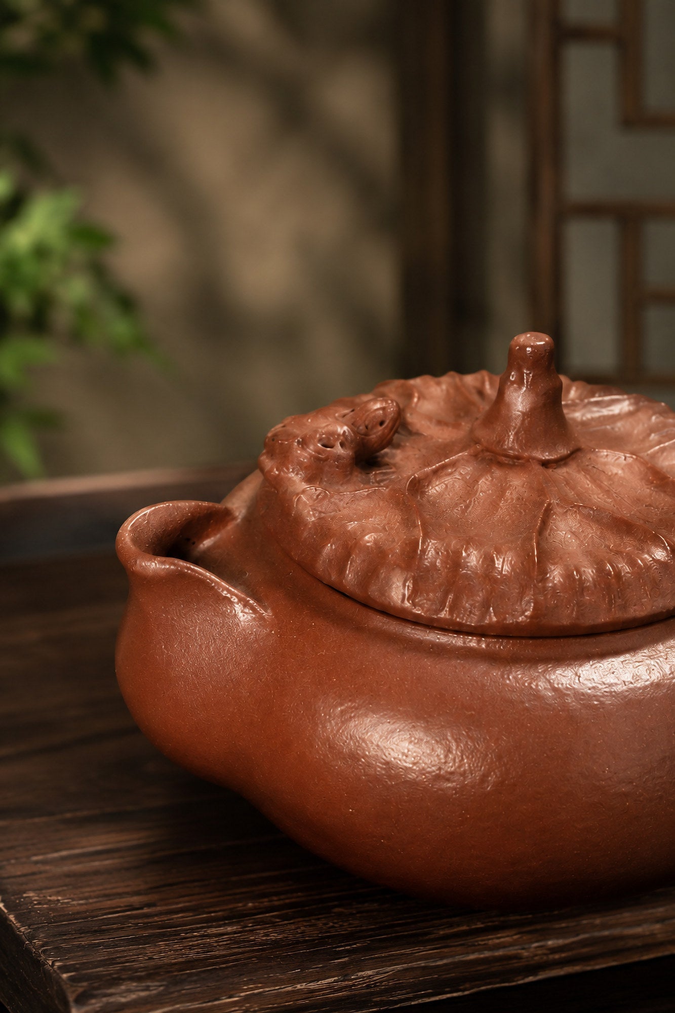 Hand-Grip Form Yixing Zisha Teapot – Jiangponi Clay, 140ml