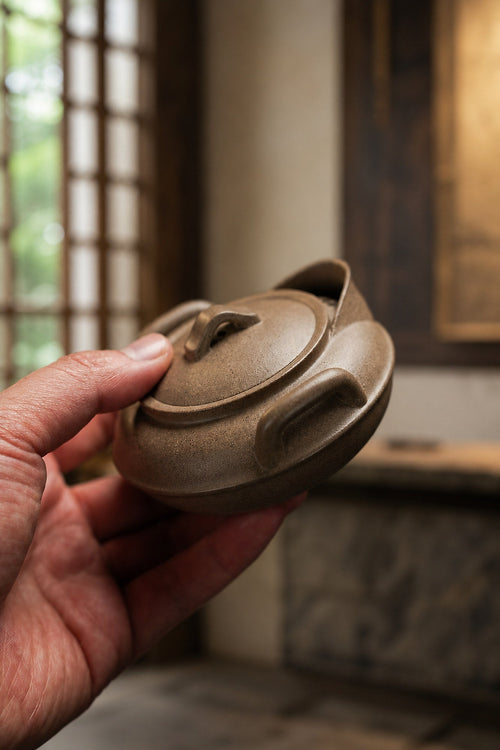 Handmade Hand-Grip Form Yixing Zisha Teapot – Songhua Duanni Clay, 140ml