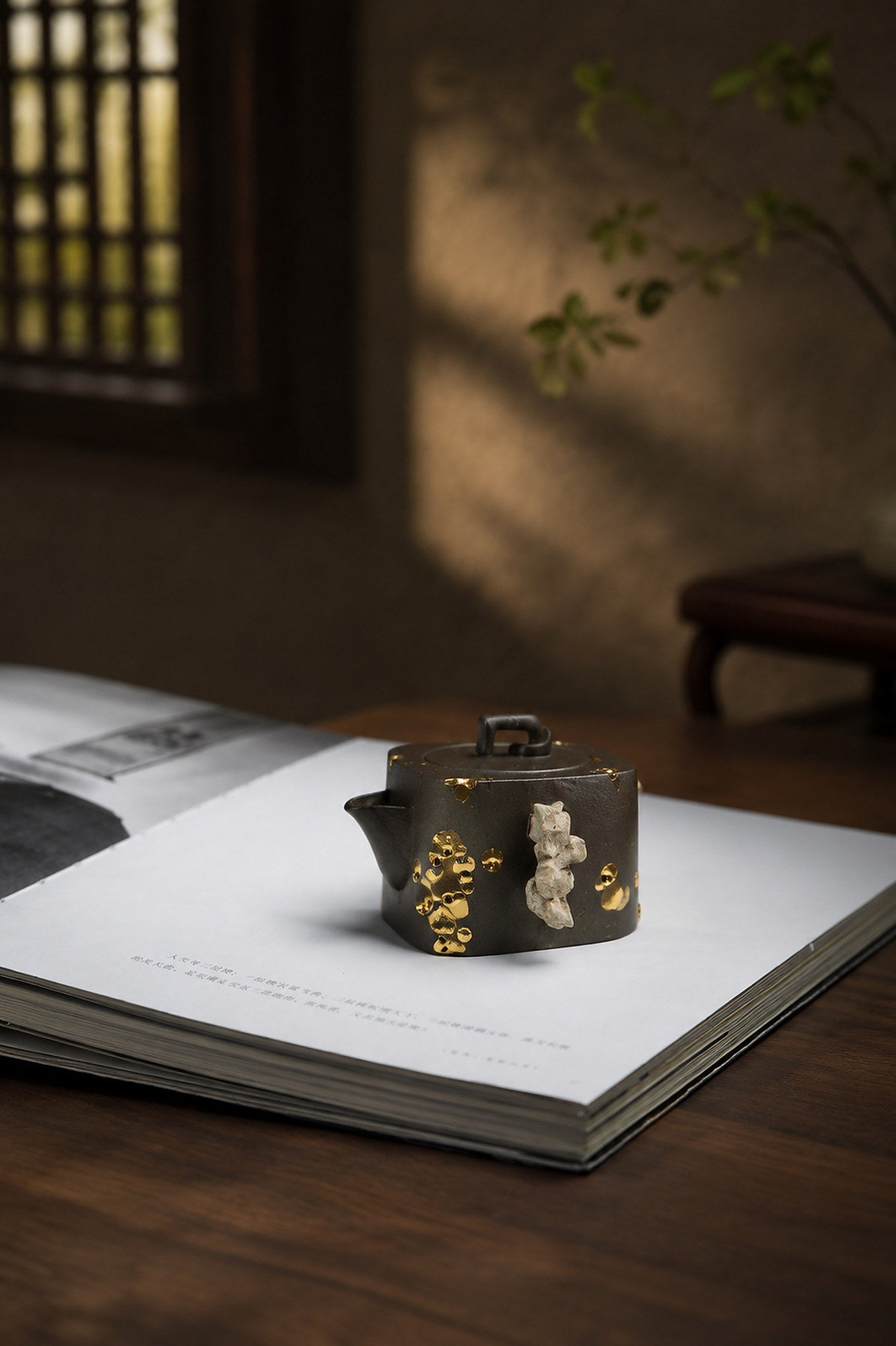 Handmade Hand-Grip Form Yixing Zisha Teapot – Tianqingni Clay, 65ml