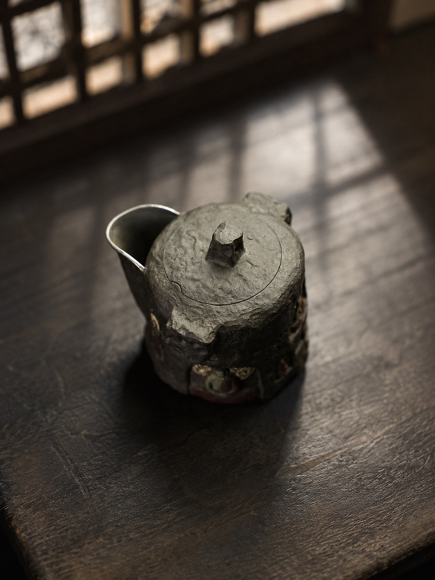 Hand-Grip Form Yixing Zisha Teapot – Tianqingni Clay, 220ml