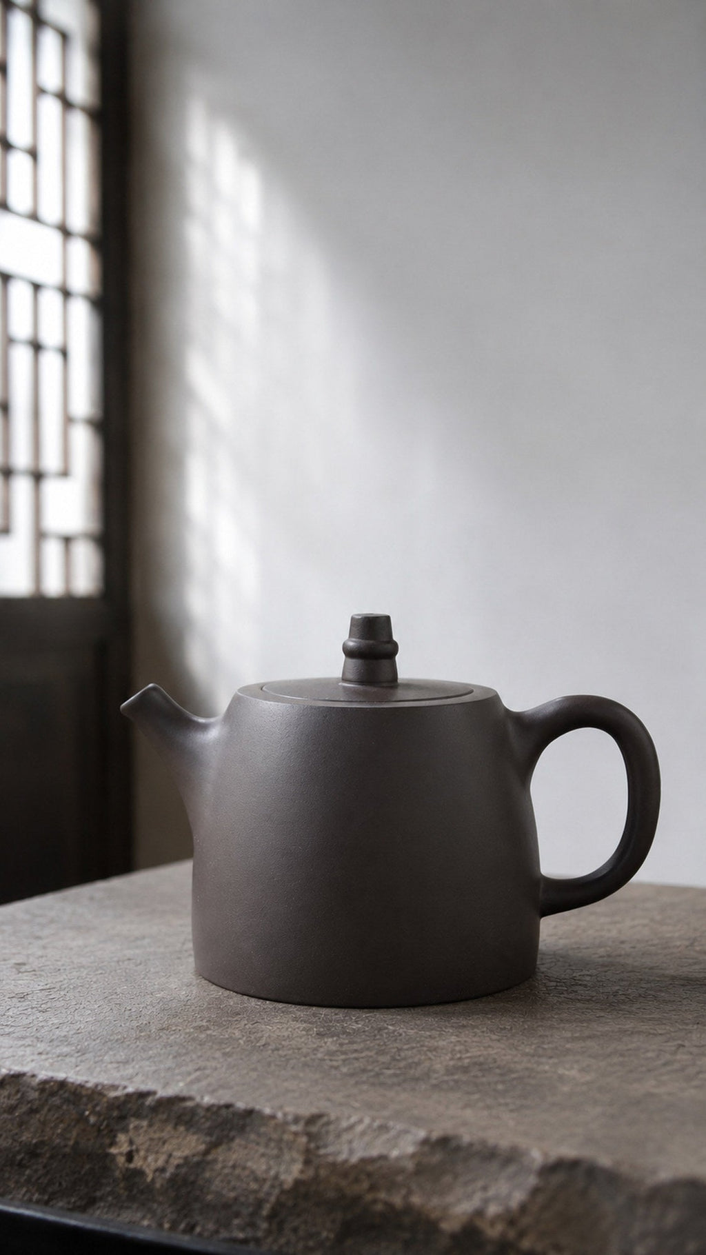 Handmade Handuo Yixing Zisha Teapot – Hei Duntou Clay, 260ml
