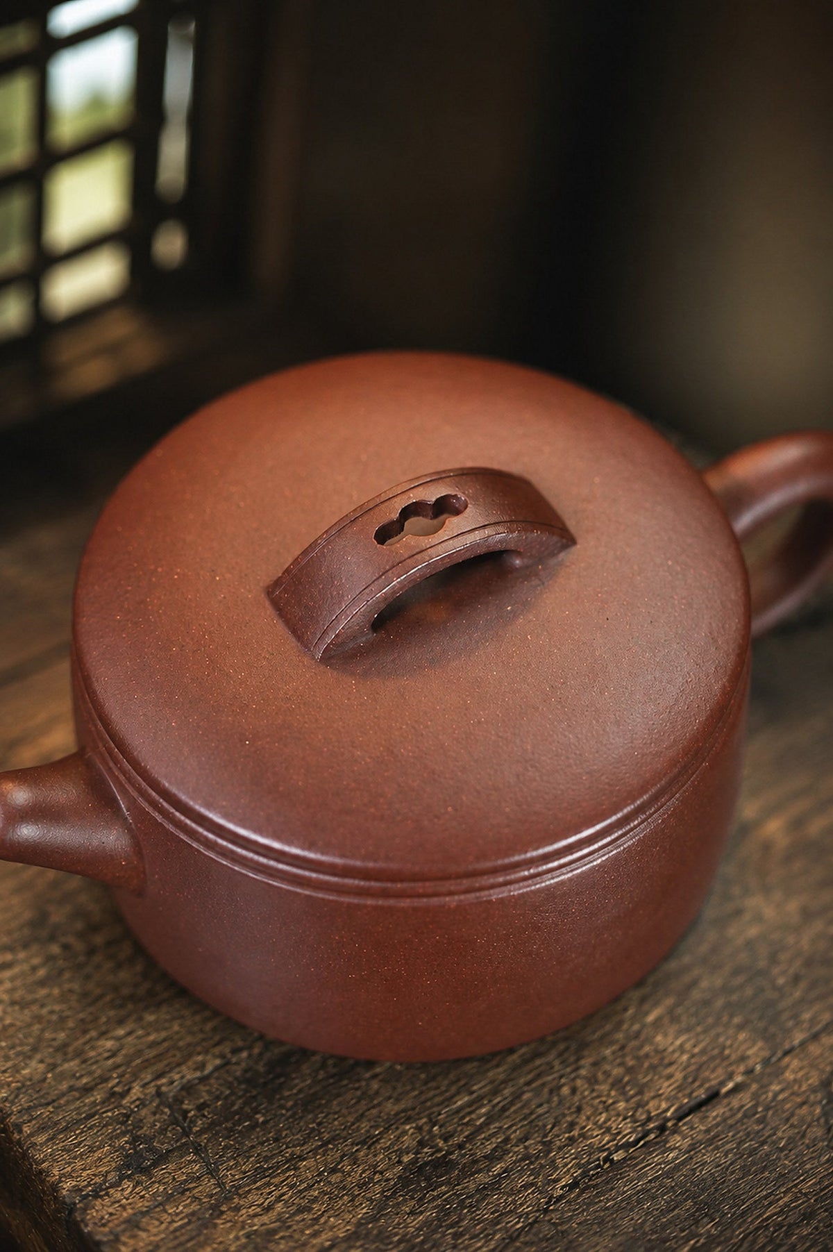 Handmade Hanwa Yixing Zisha Teapot – Dicaoqing Zini Clay, 110ml