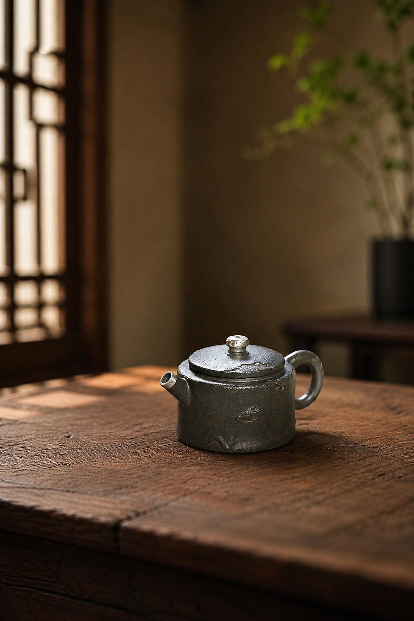 Hanwa Yixing Zisha Teapot – Duanni Clay, 80ml
