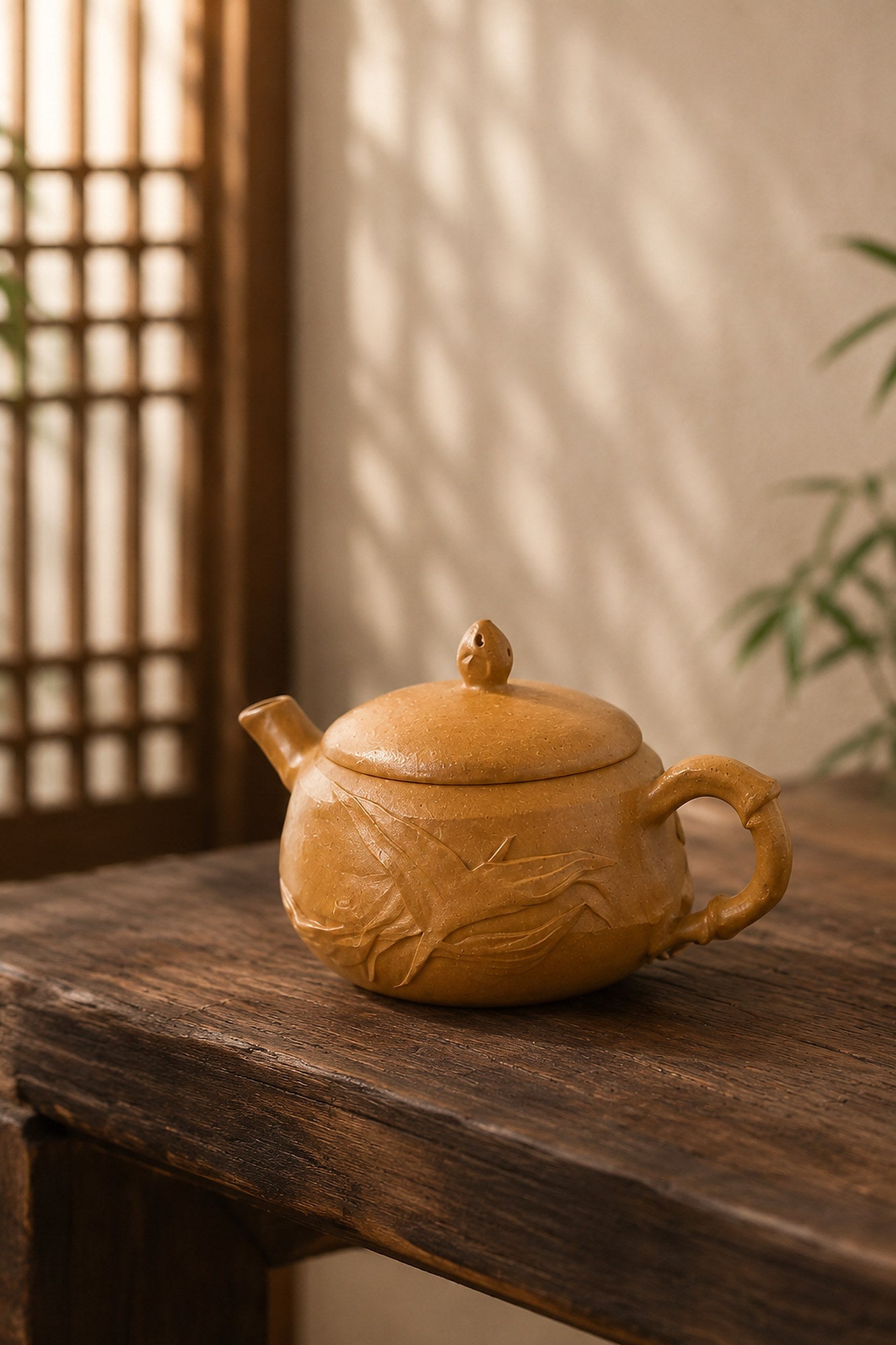 Hanwa Yixing Zisha Teapot – Golden Duanni Clay, 40ml – No. 009