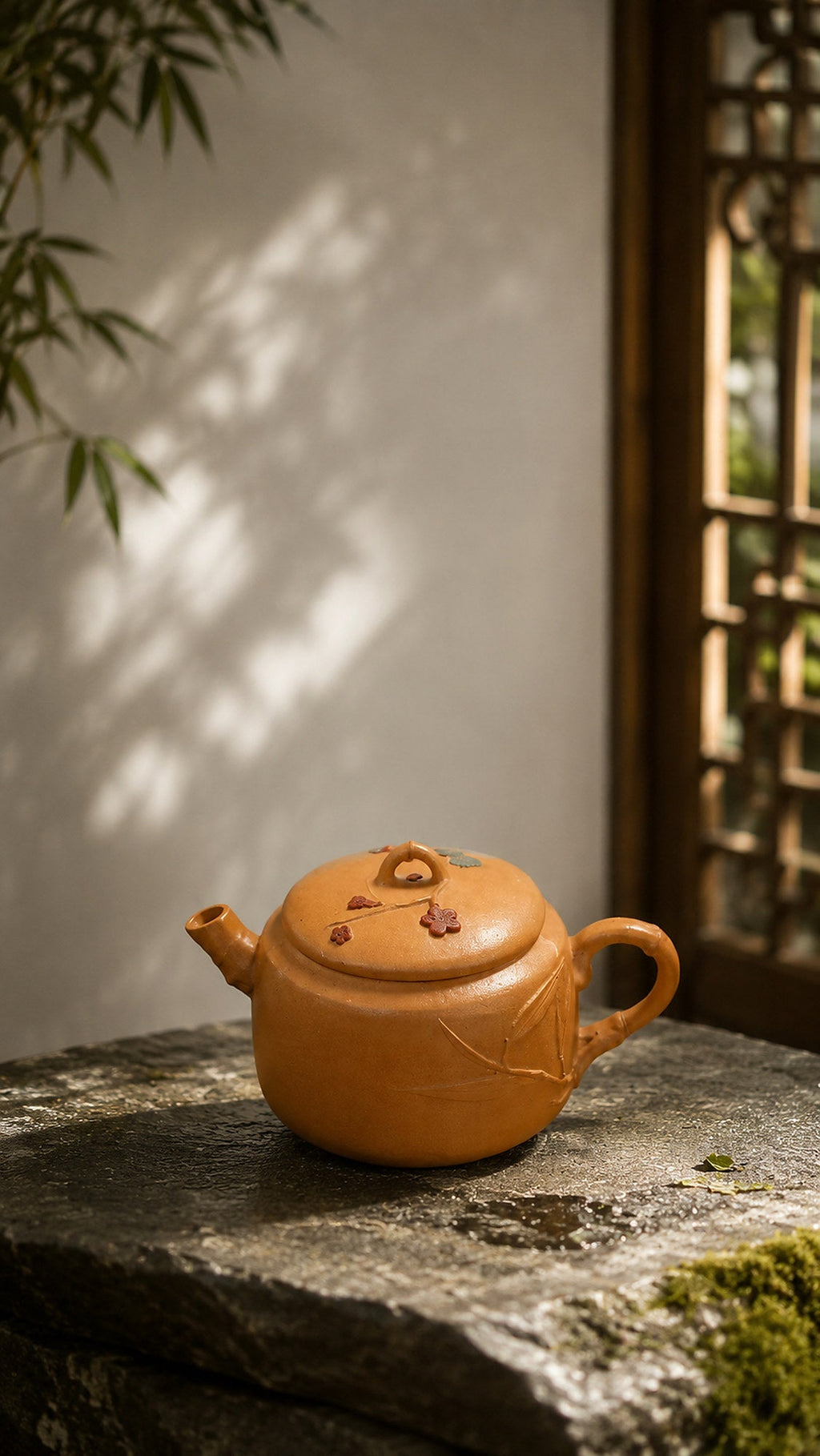 Hanwa Yixing Zisha Teapot – Golden Duanni Clay, 40ml – No. 015