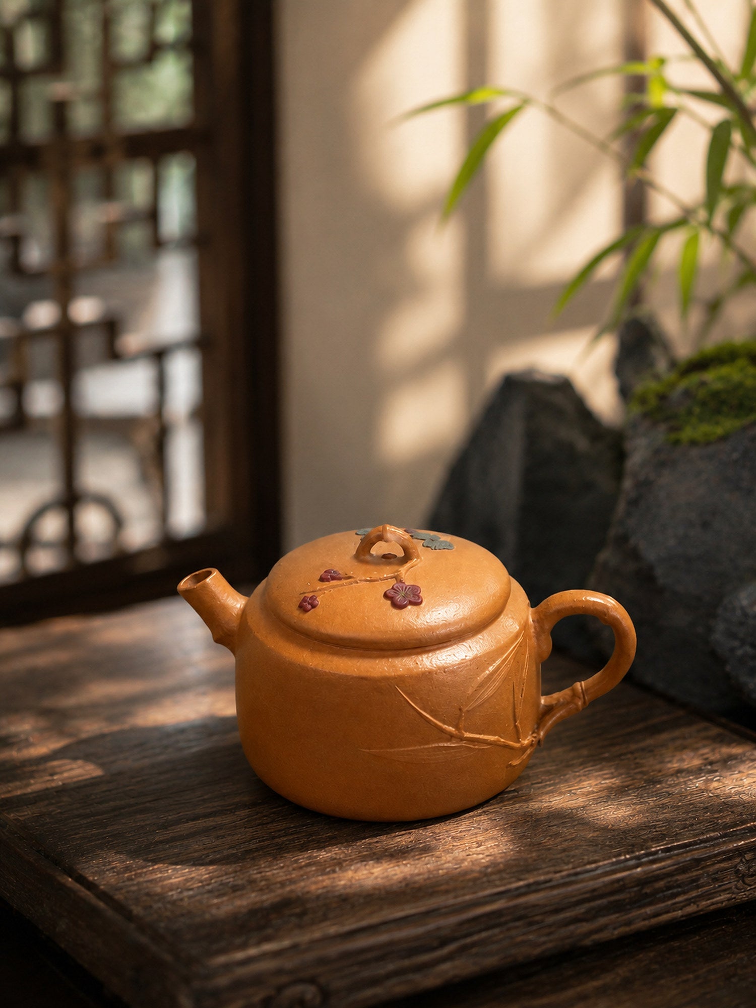 Hanwa Yixing Zisha Teapot – Golden Duanni Clay, 40ml – No. 015
