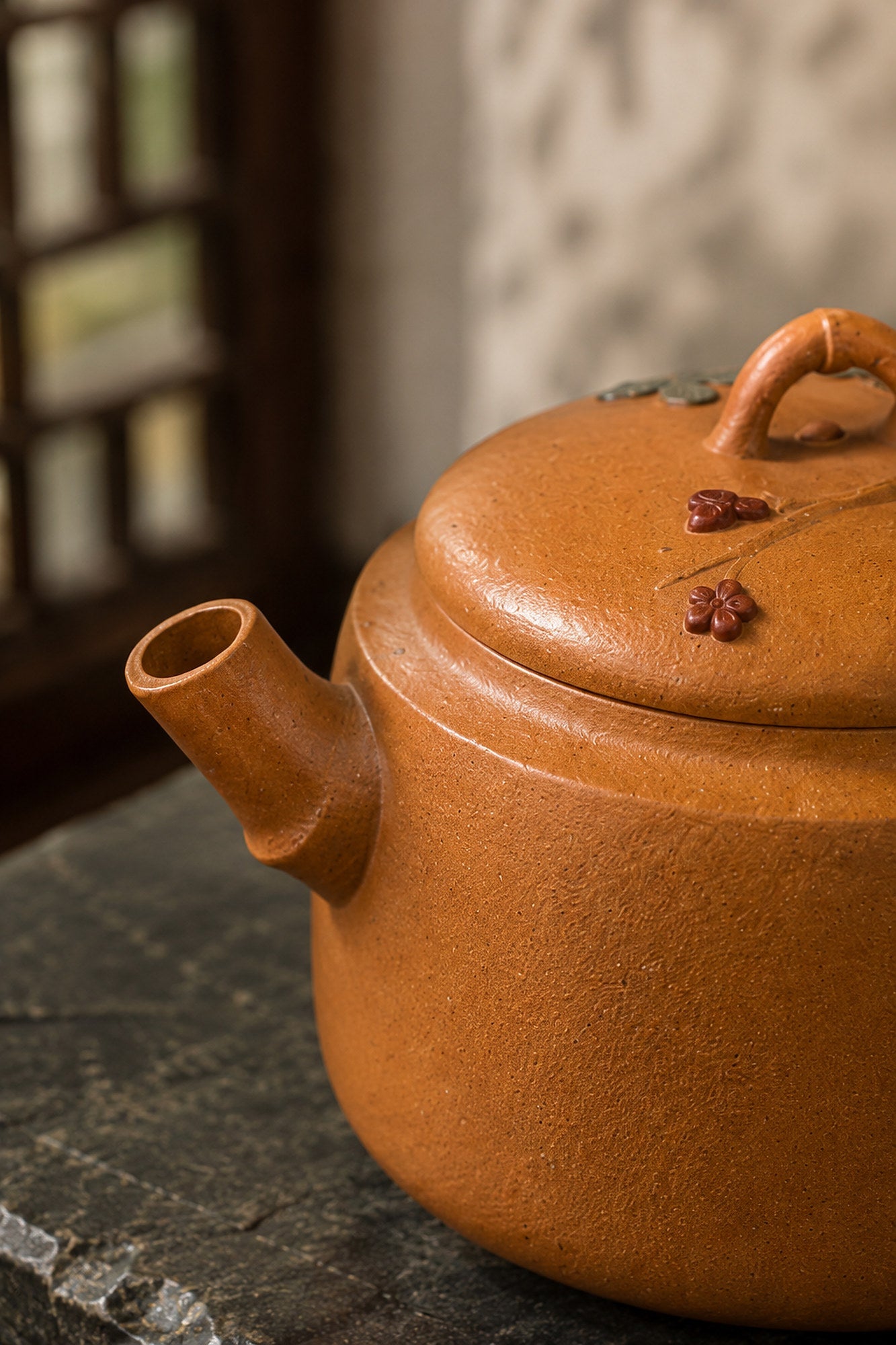 Hanwa Yixing Zisha Teapot – Golden Duanni Clay, 40ml – No. 015