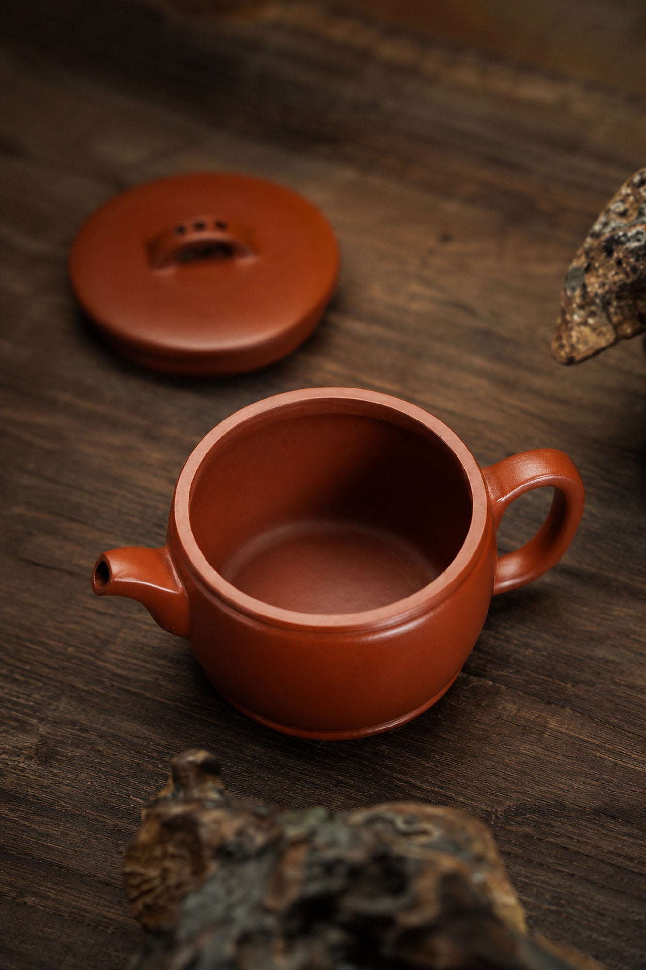 Handmade Hanwa Yixing Zisha Teapot – Zhuni Clay, 90ml