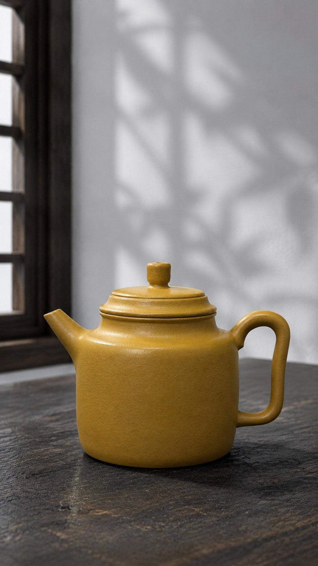 Handmade Ji Zhi Yixing Zisha Teapot – Golden Zhuni Clay, 200ml