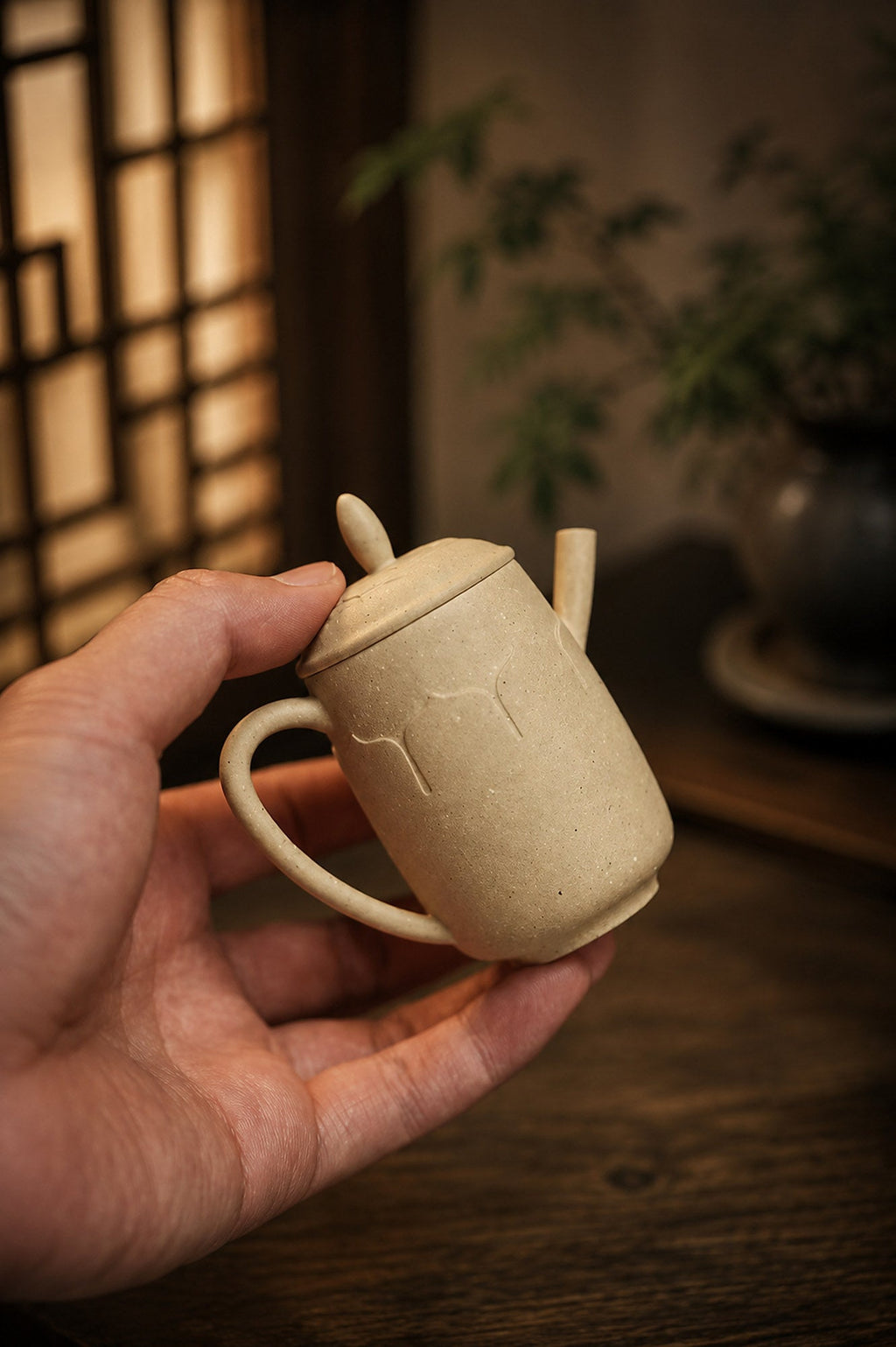 Handmade Jia Lan Ban Ruo Yixing Zisha Teapot – Benshan Luni Clay, 100ml