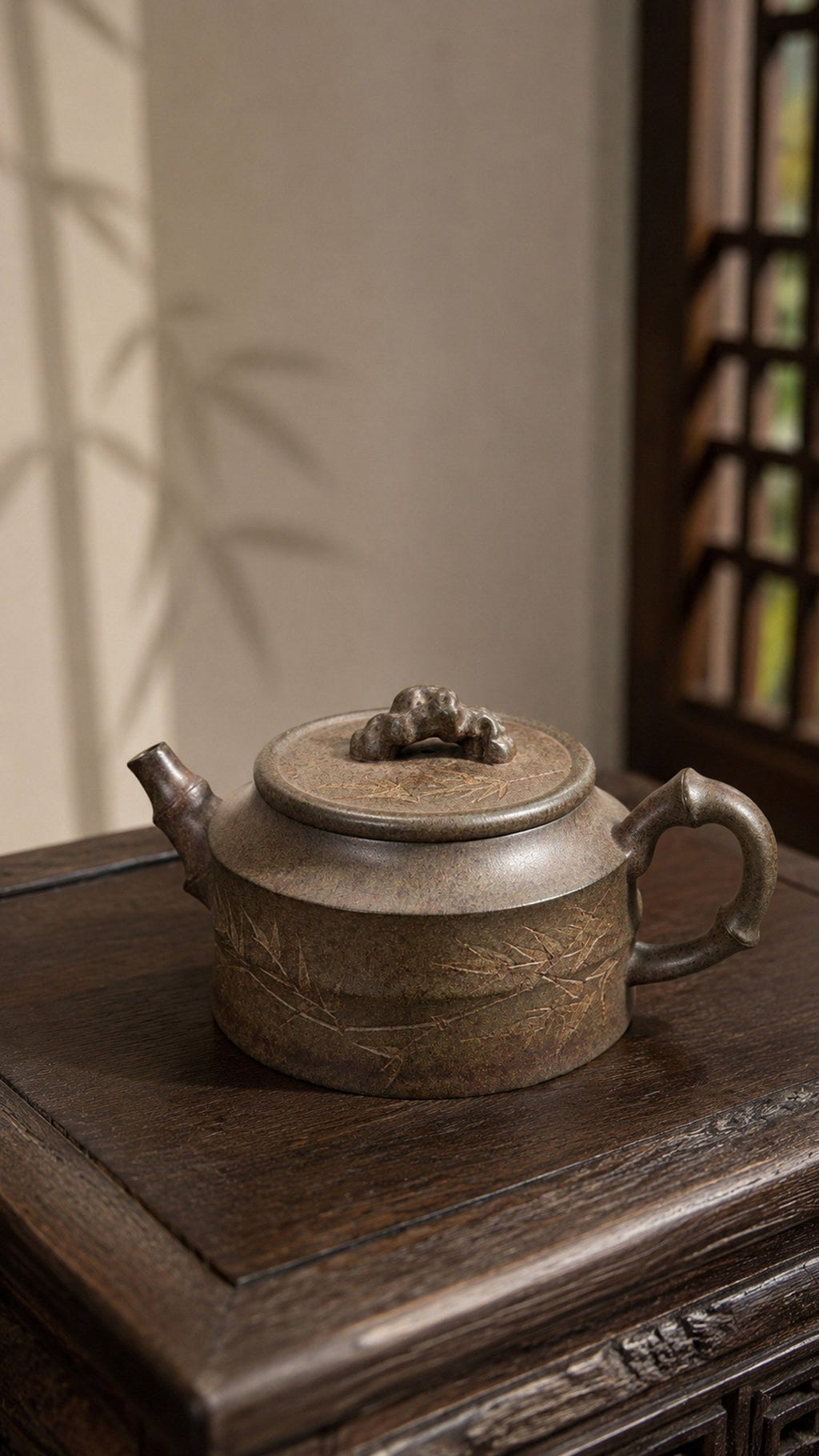 Tai Hu Shi Jie Jie Gao Sheng Yixing Zisha Teapot – Xiekeqing Clay, 210ml