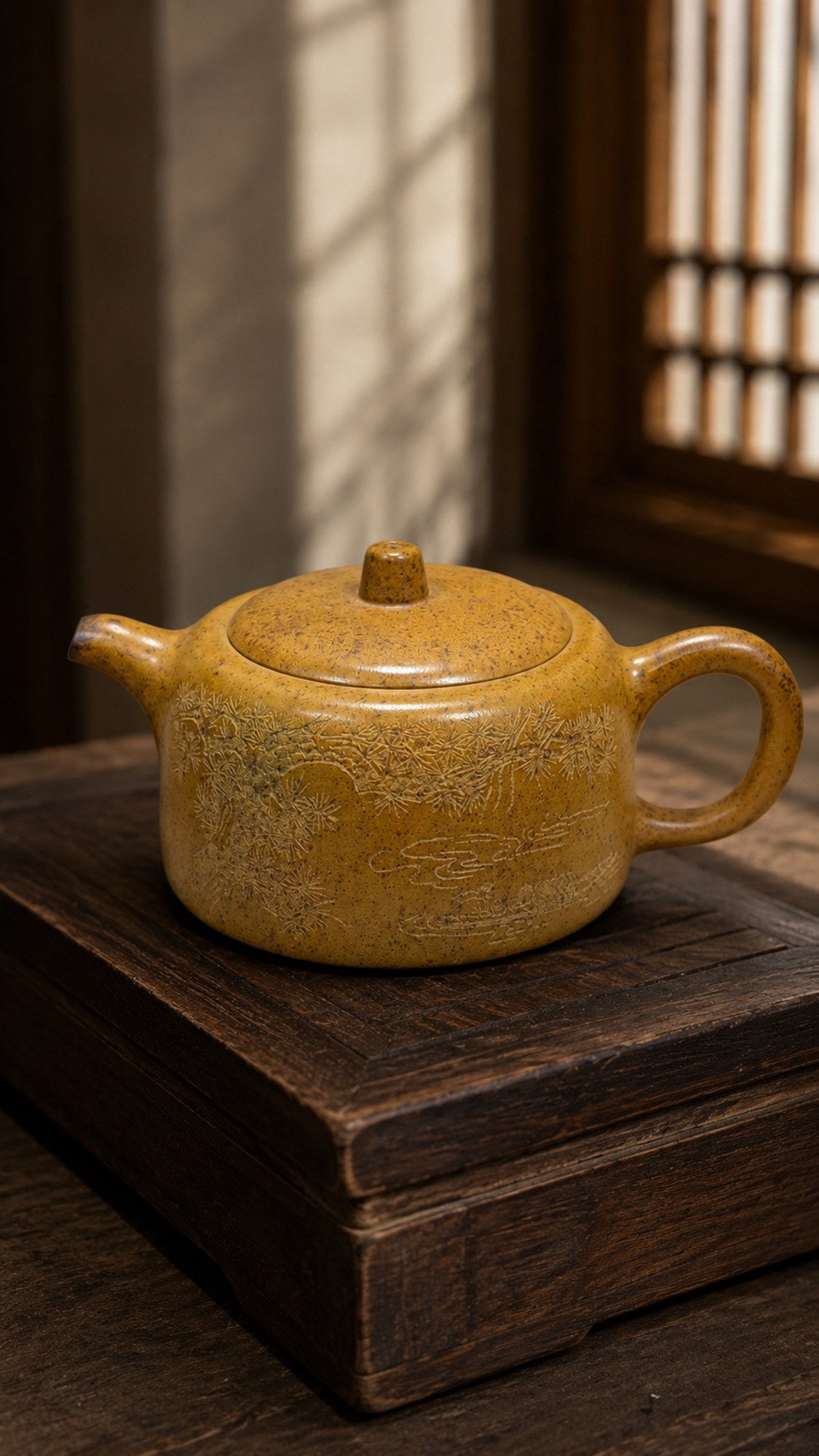 Jinglan Yixing Zisha Teapot – Golden Duanni Clay, 130ml